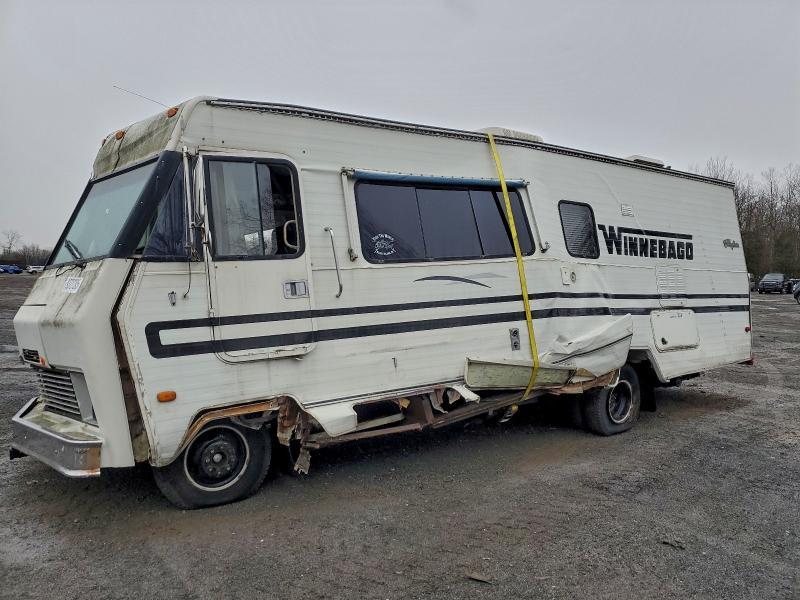 1982 Chevrolet 1982 Winnebago Chieftain Recreational Vehicle