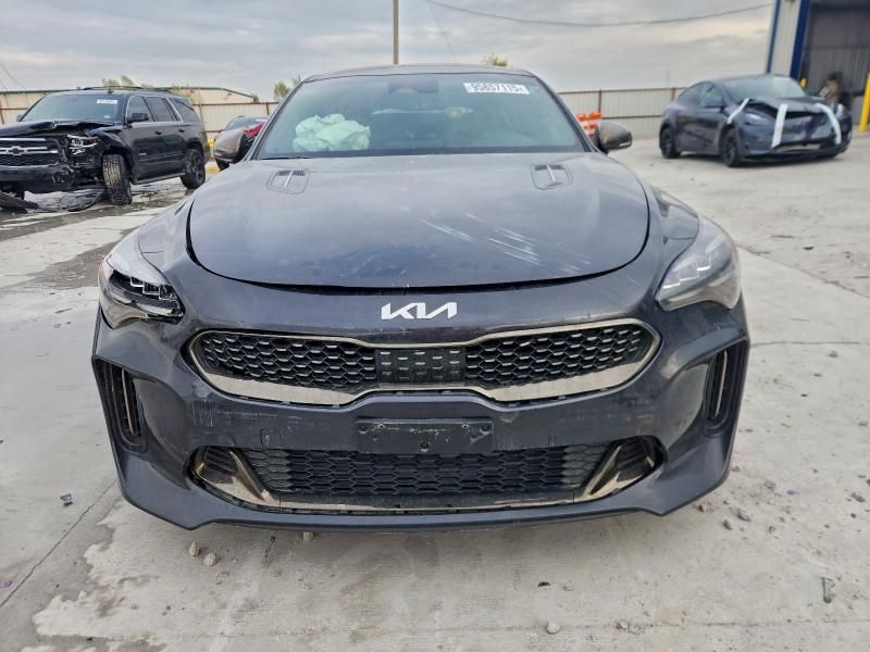 2022 KIA Stinger GT1