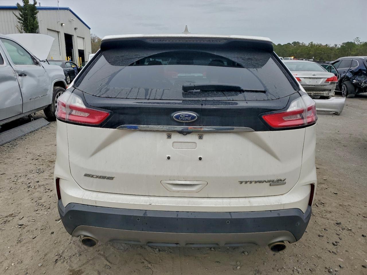 2019 Ford Edge Titanium