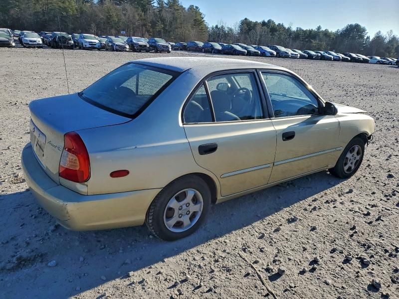 2001 Hyundai Accent gl