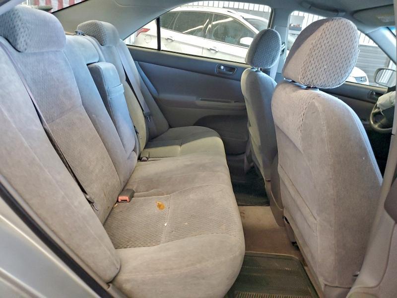 2002 Toyota Camry le