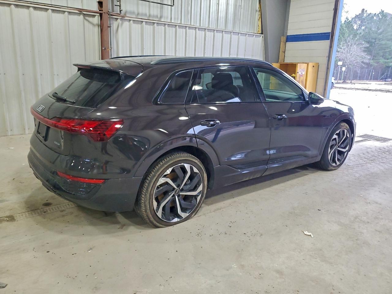2024 Audi Q8 E-tron Premium Plus