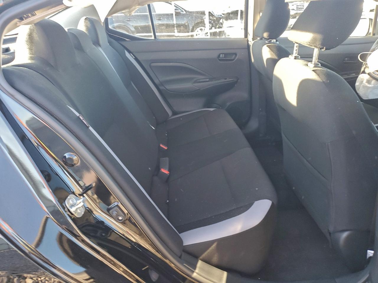 2025 Nissan Versa s