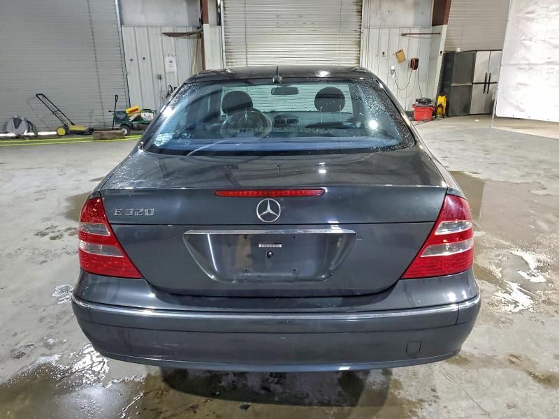 2004 Mercedes-Benz E 320