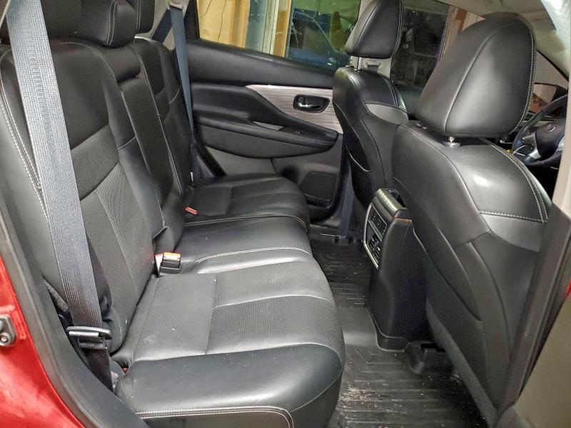 2018 Nissan Murano s