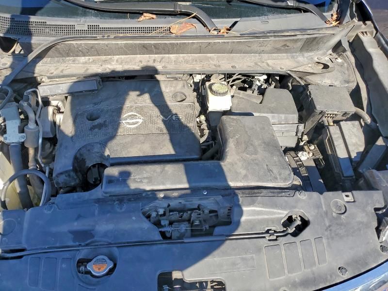 2015 Nissan Pathfinder s