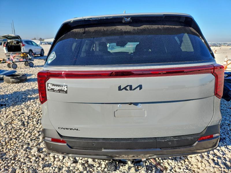 2025 KIA Carnival sx