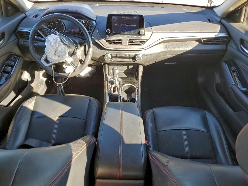 2023 Nissan Altima sr