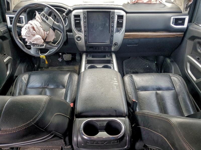 2017 Nissan Titan xd sl