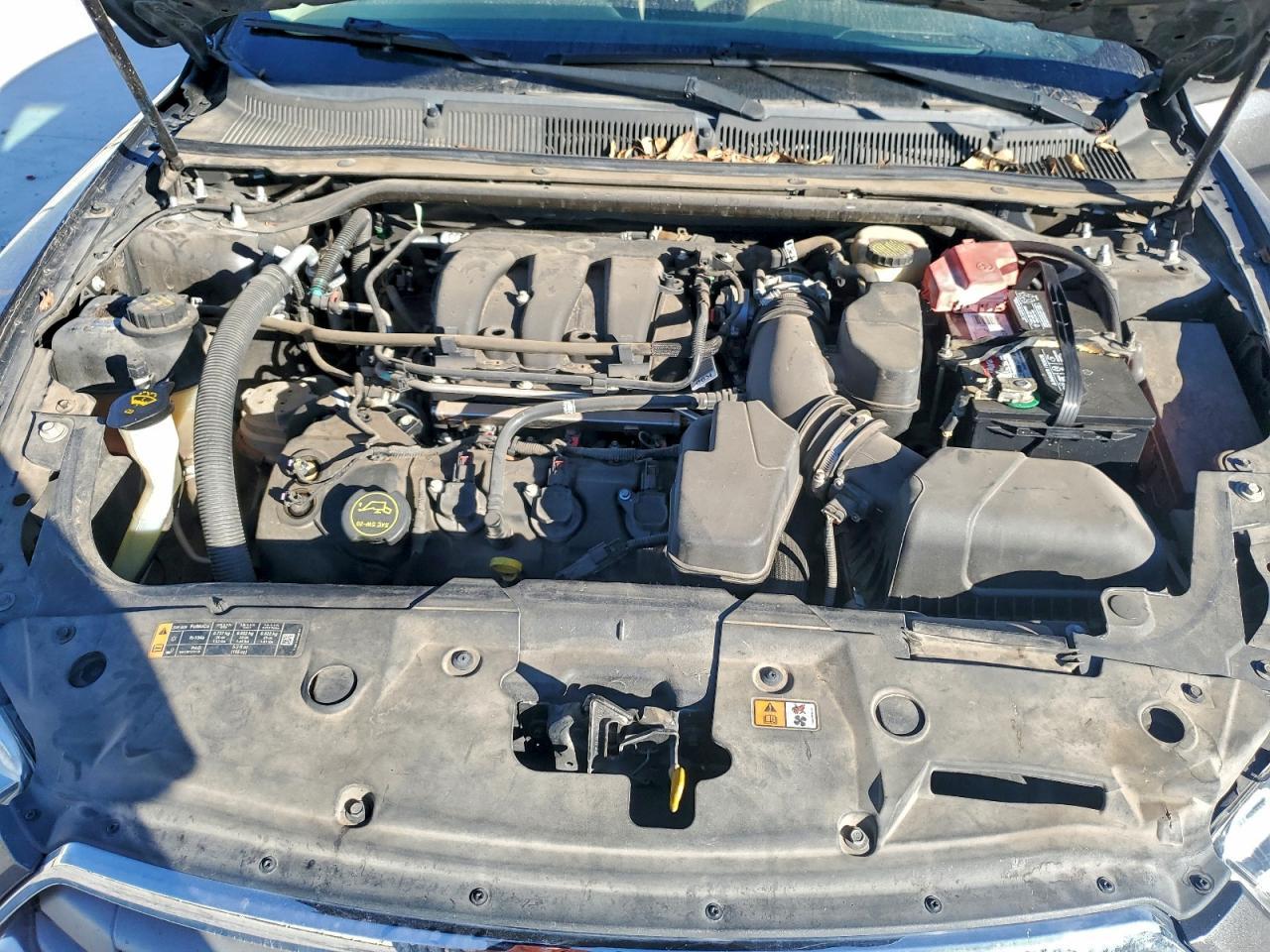 2015 Ford Taurus se
