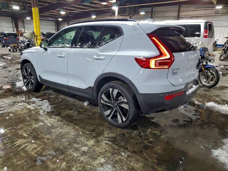 2025 Volvo Xc40 Plus