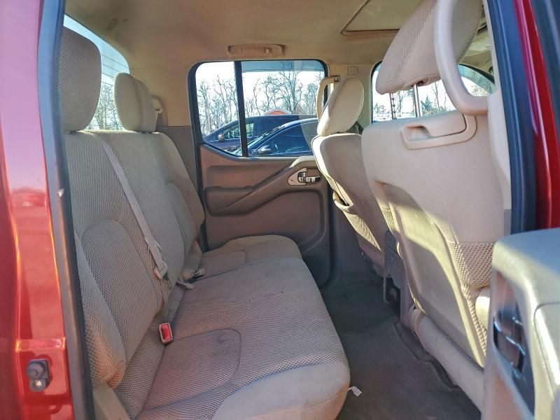 2010 Nissan Frontier Crew cab se