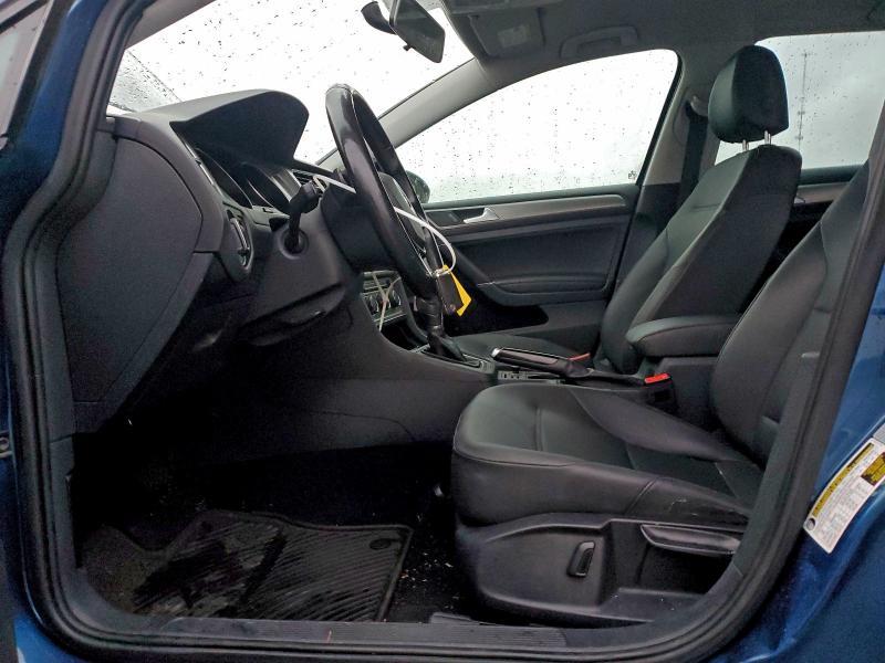 2015 Volkswagen Golf Sportwagen tdi s
