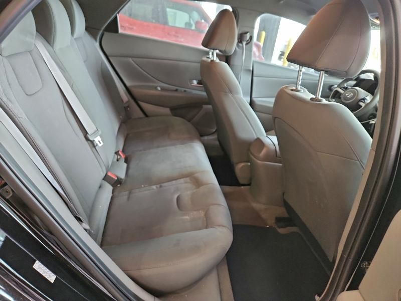 2023 Hyundai Elantra se