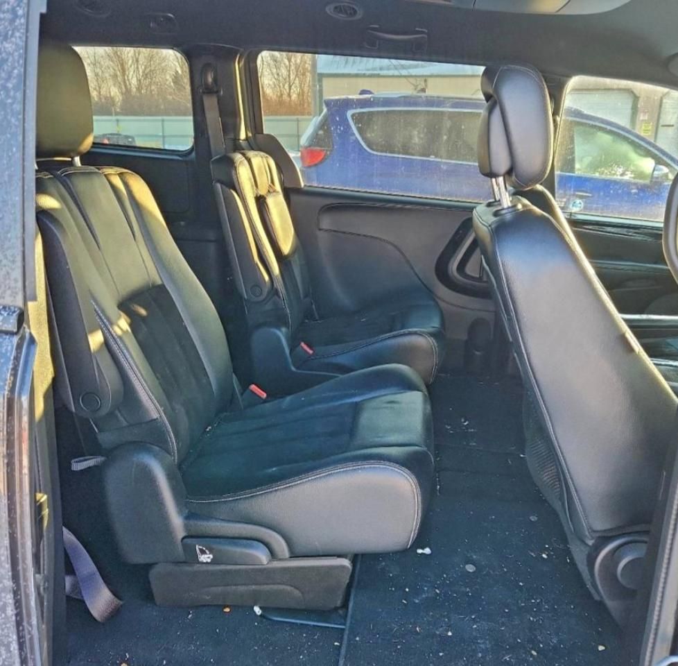 2016 Dodge Grand Caravan sxt