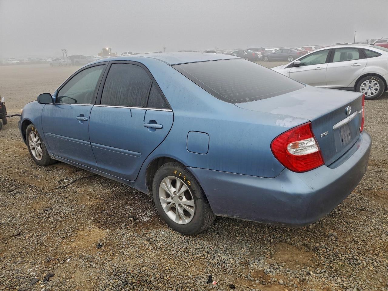 2004 Toyota Camry le
