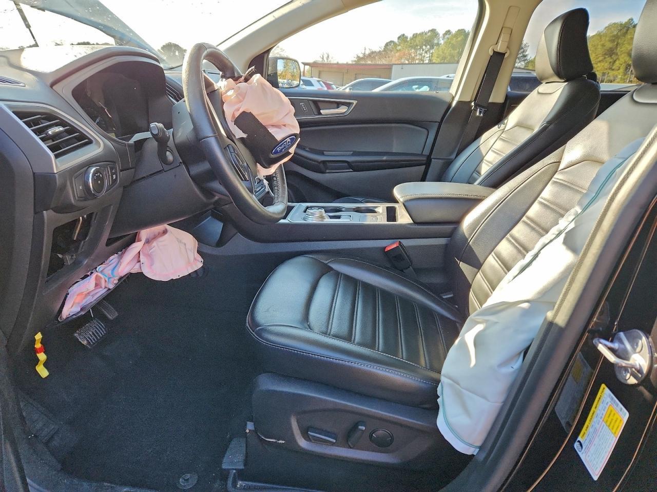 2023 Ford Edge sel