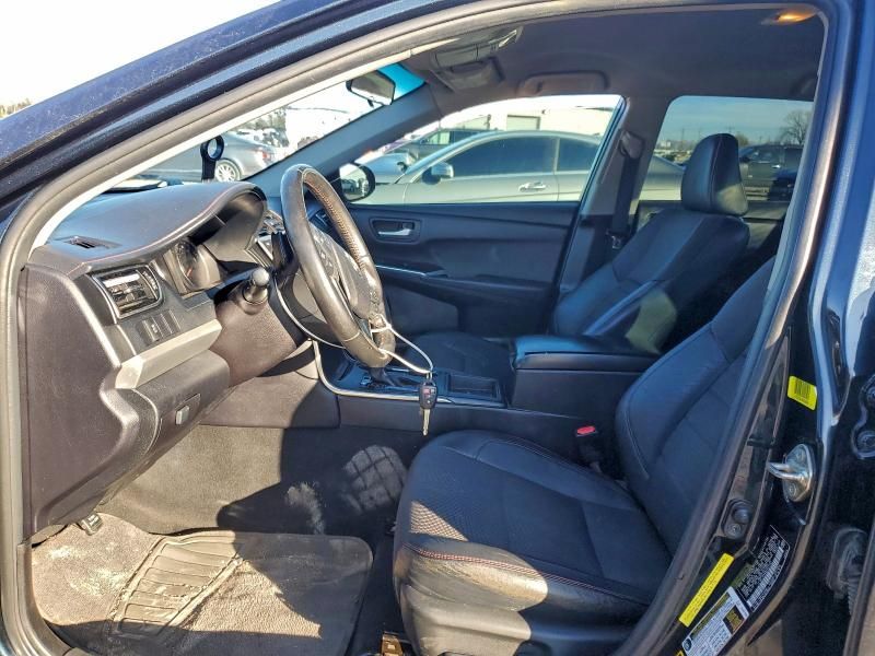 2016 Toyota Camry le