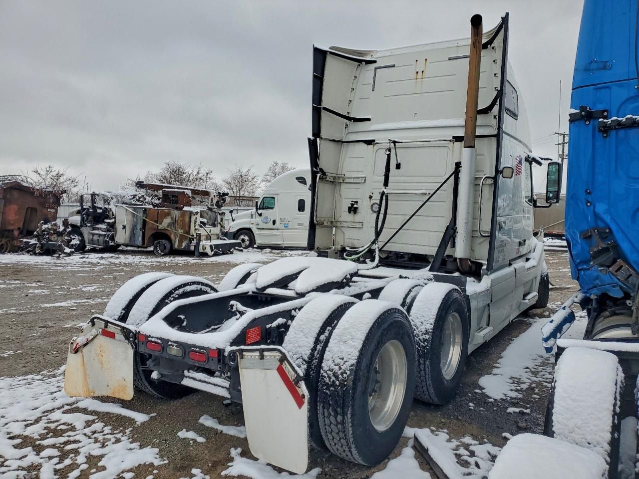 2018 Volvo VNL Semi Truck