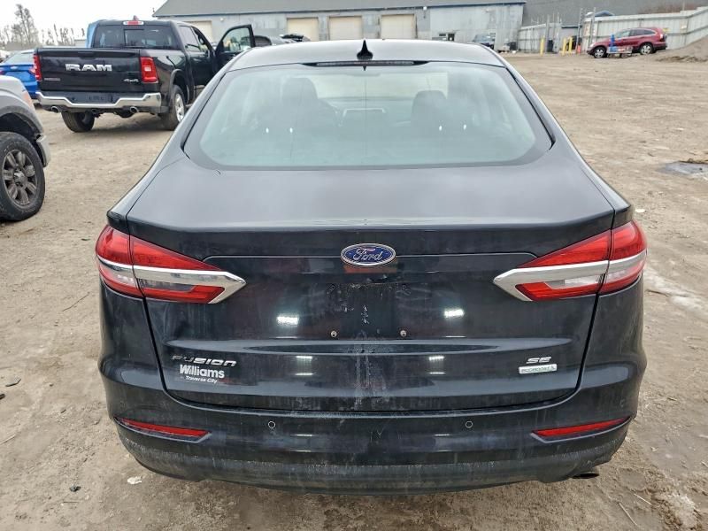 2020 Ford Fusion se