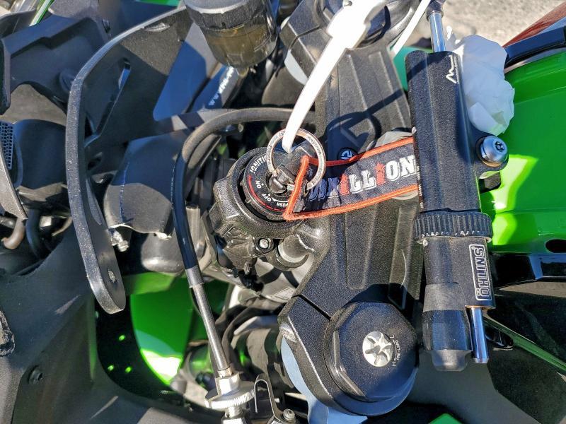 2024 Kawasaki ZX1002 L