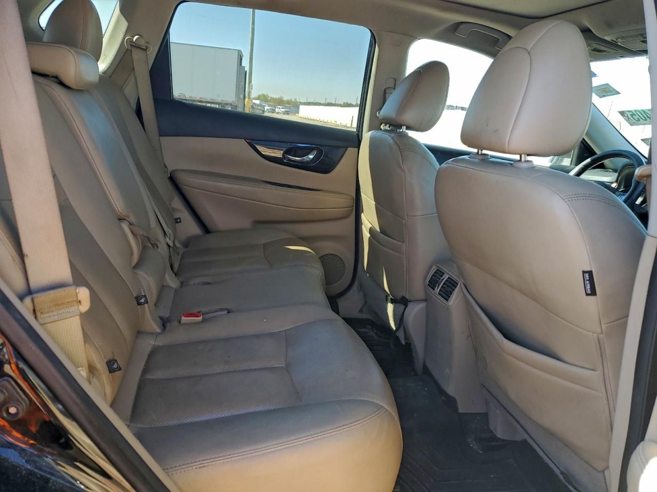 2017 Nissan Rogue sv