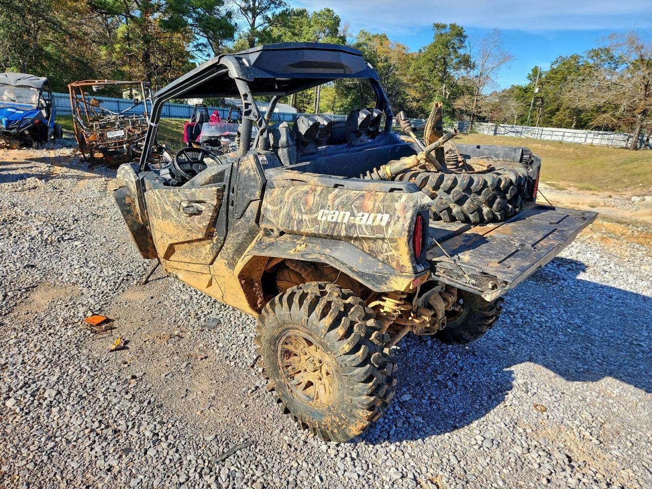 2025 Can-Am Commander XMR Utility Vehicle