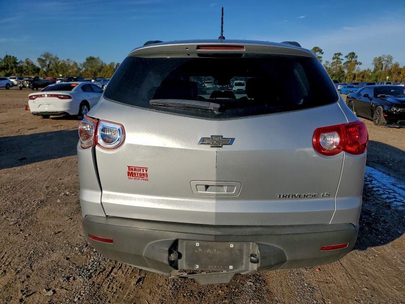 2012 Chevrolet Traverse ls