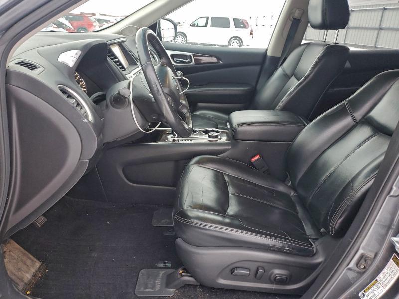 2016 Nissan Pathfinder sl