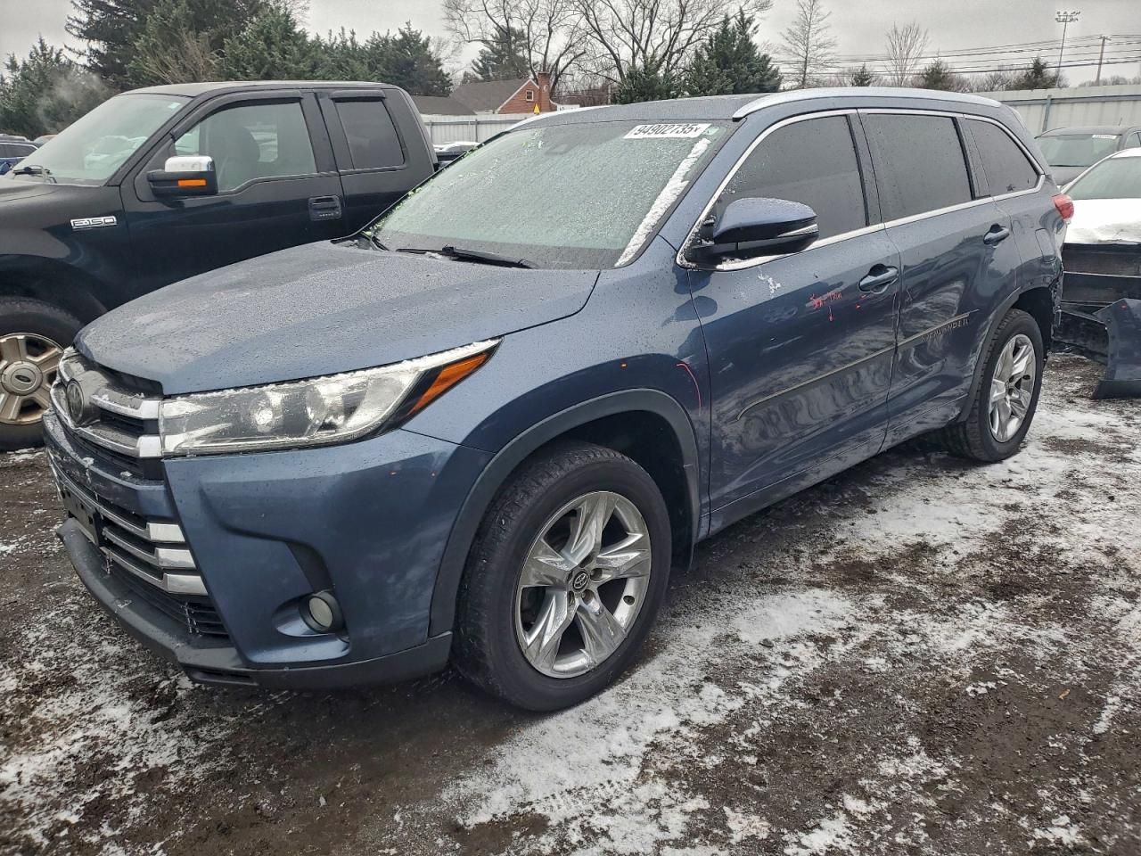 2017 Toyota Highlander Limited