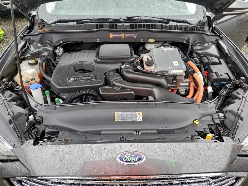 2017 Ford Fusion se Hybrid