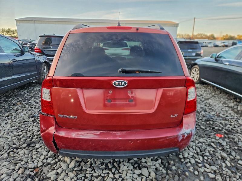 2008 KIA Rondo Base
