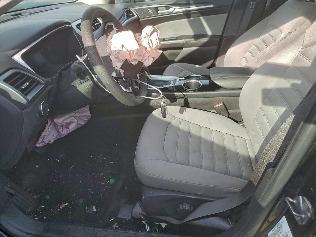 2013 Ford Fusion s