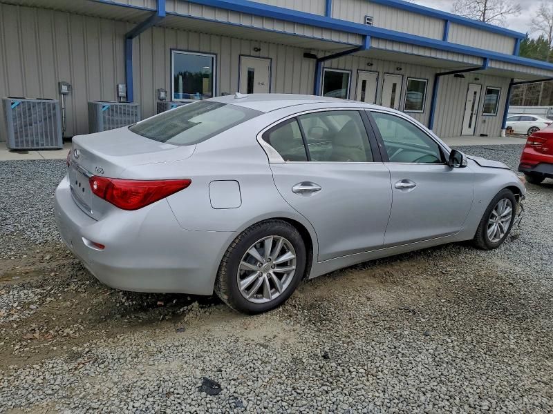2015 Infiniti Q50 Base