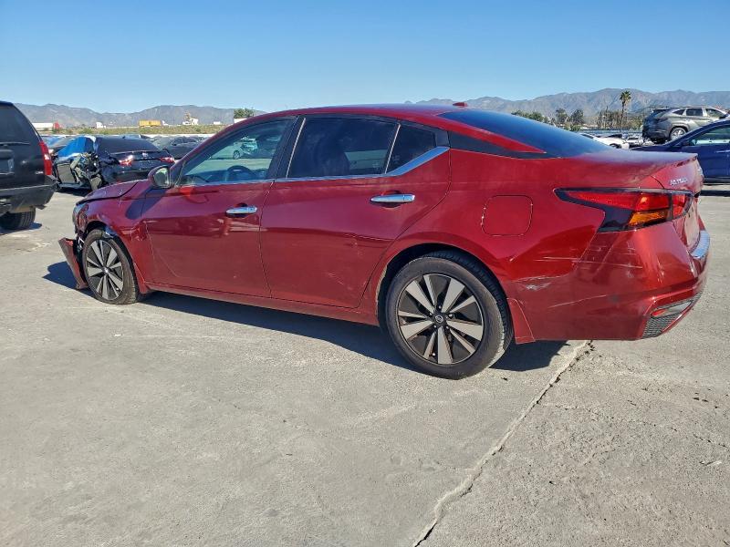 2022 Nissan Altima sv