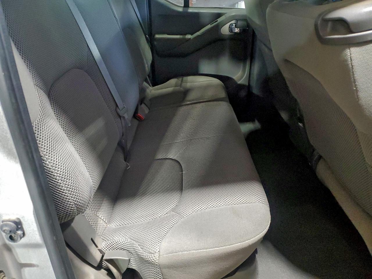 2008 Niss Frontier SE V6