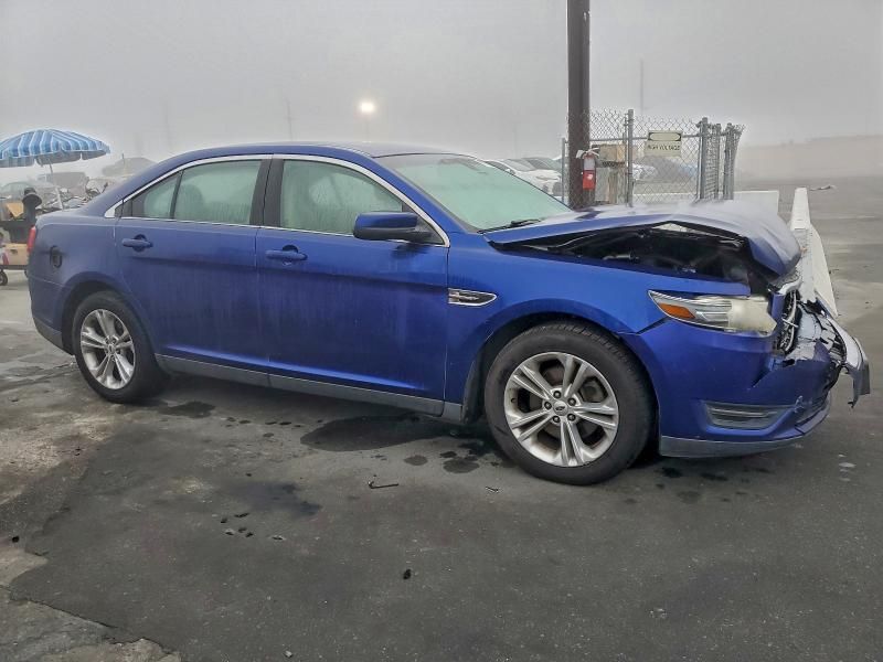 2013 Ford Taurus sel
