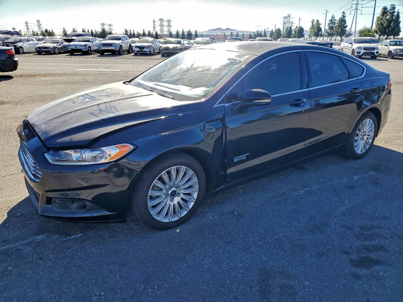 2016 Ford Fusion se Phev