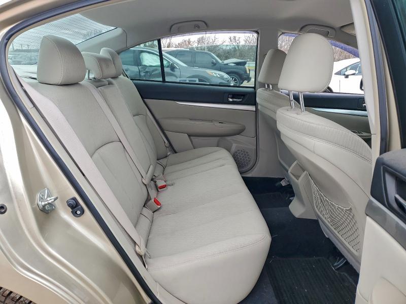2010 Subaru Legacy 2.5i Premium