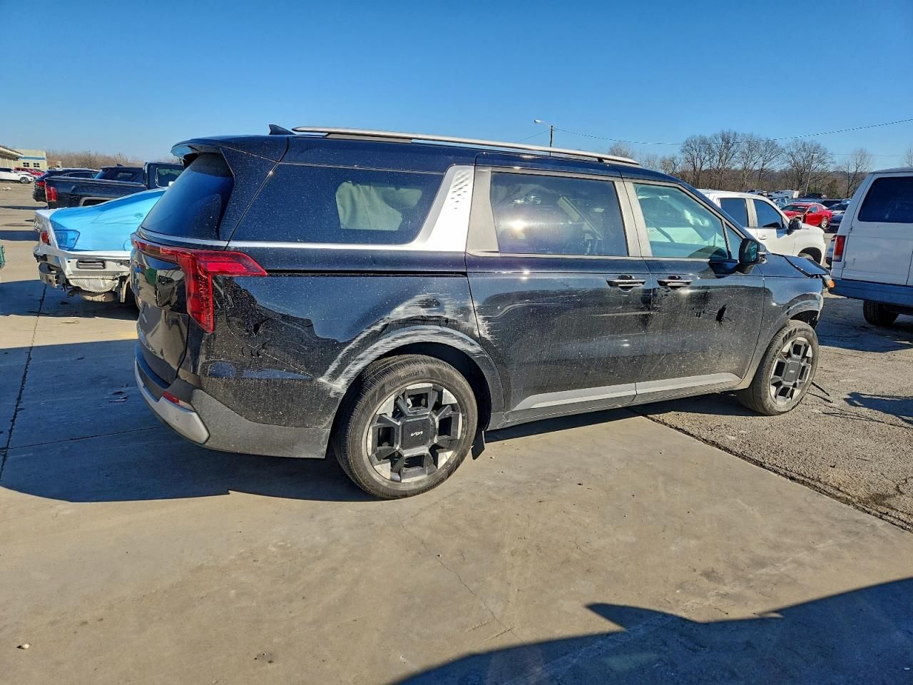 2025 KIA Carnival ex