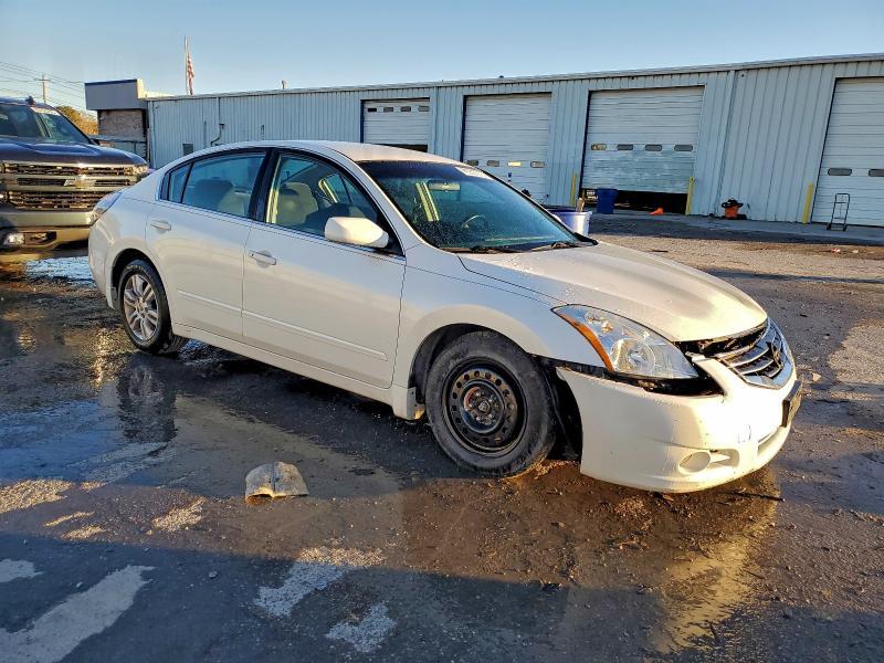 2010 Nissan Altima Base