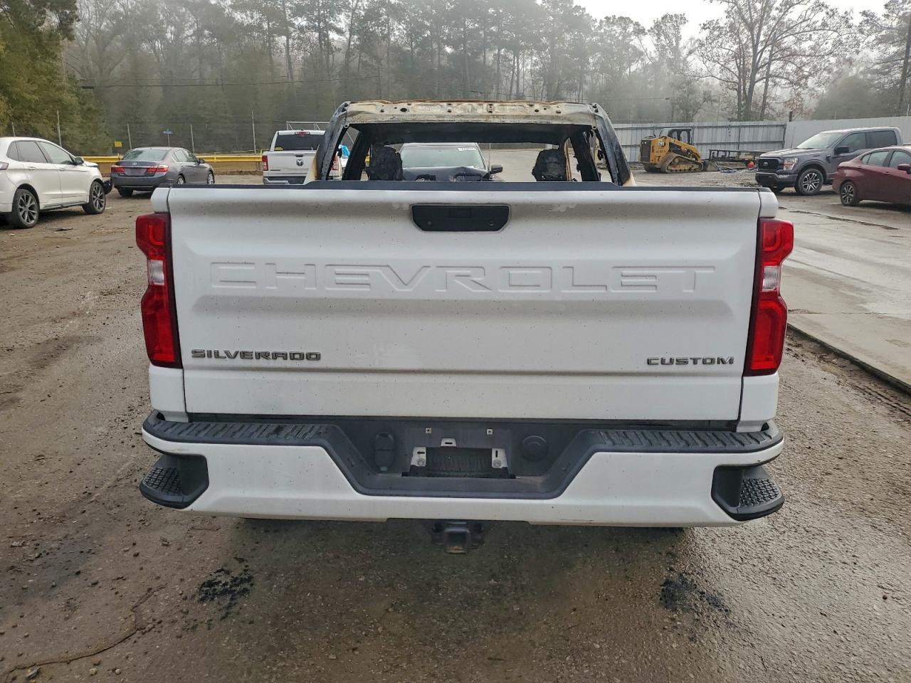 2021 Chevrolet Silverado C1500 Custom