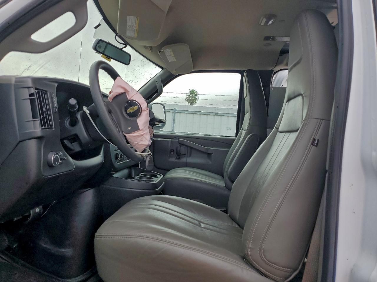 2024 Chevrolet Express G2500