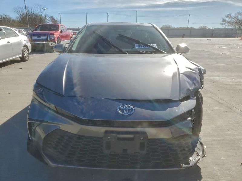 2025 Toyota Camry xse