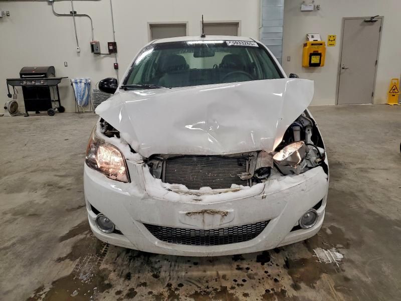 2010 Pontiac G3 Wave se