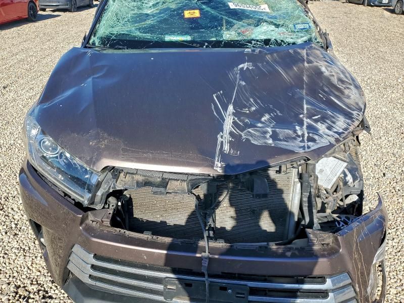 2018 Toyota Highlander Limited