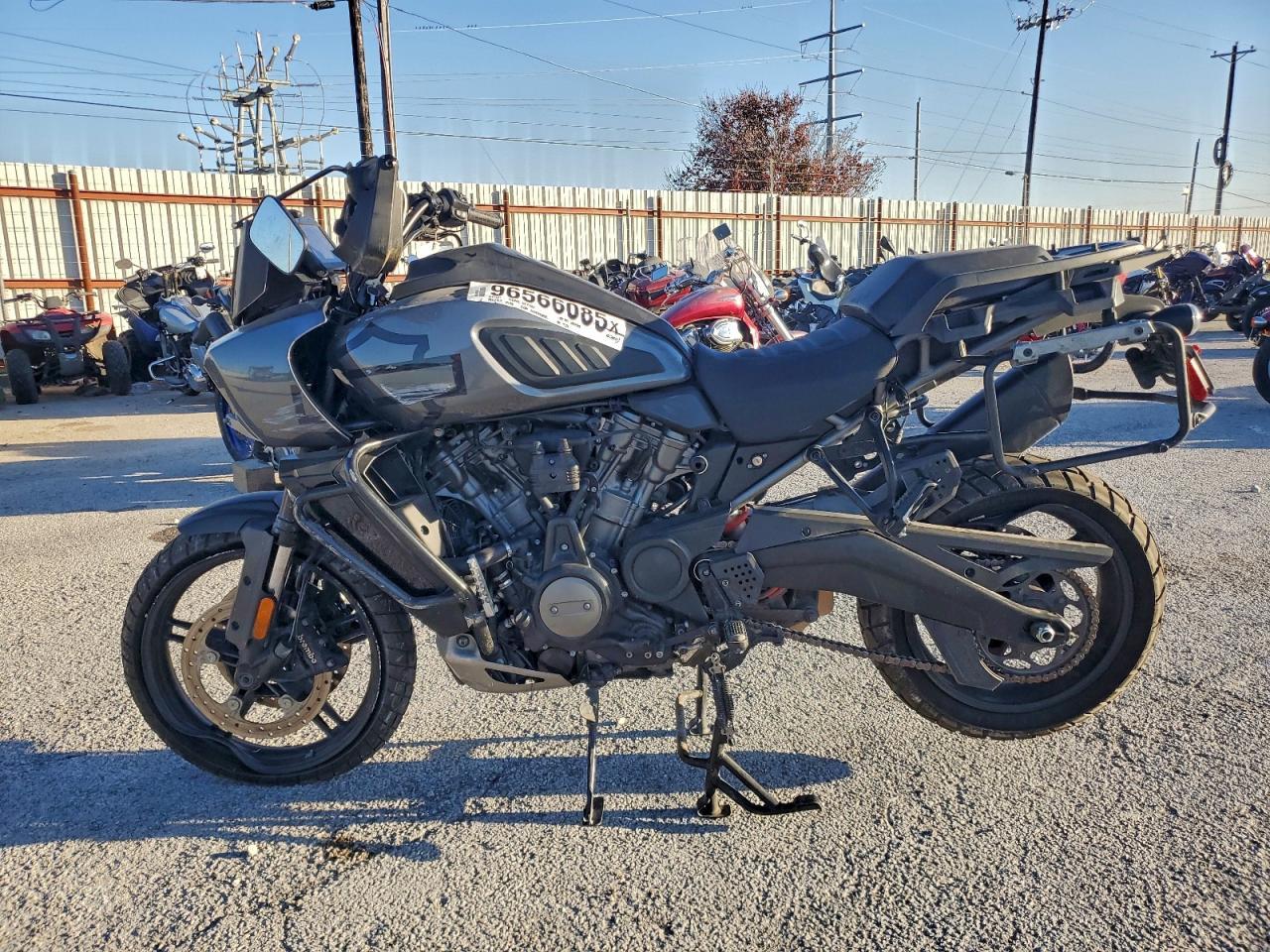 2022 Harley-Davidson RA1250 S