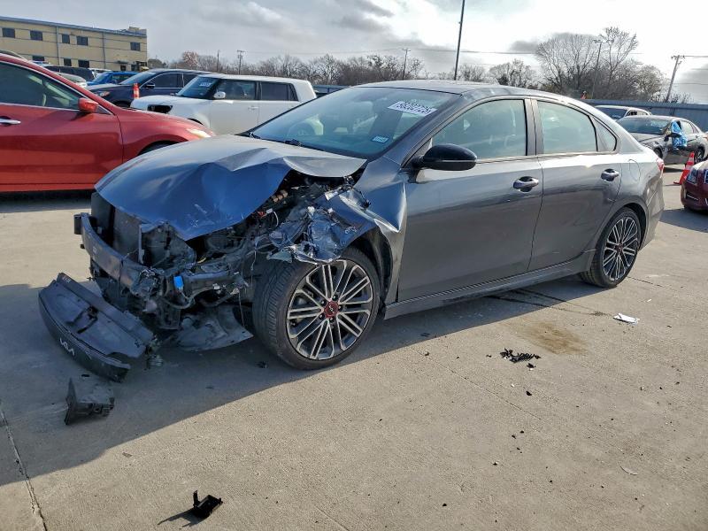 2022 KIA Forte gt