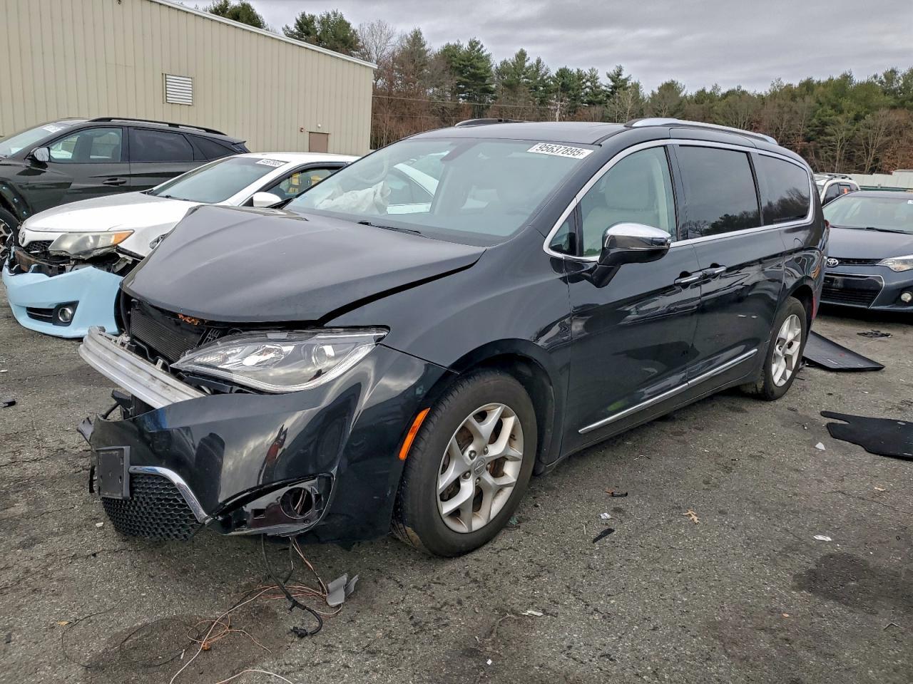 2020 Chrysler Pacifica Limited