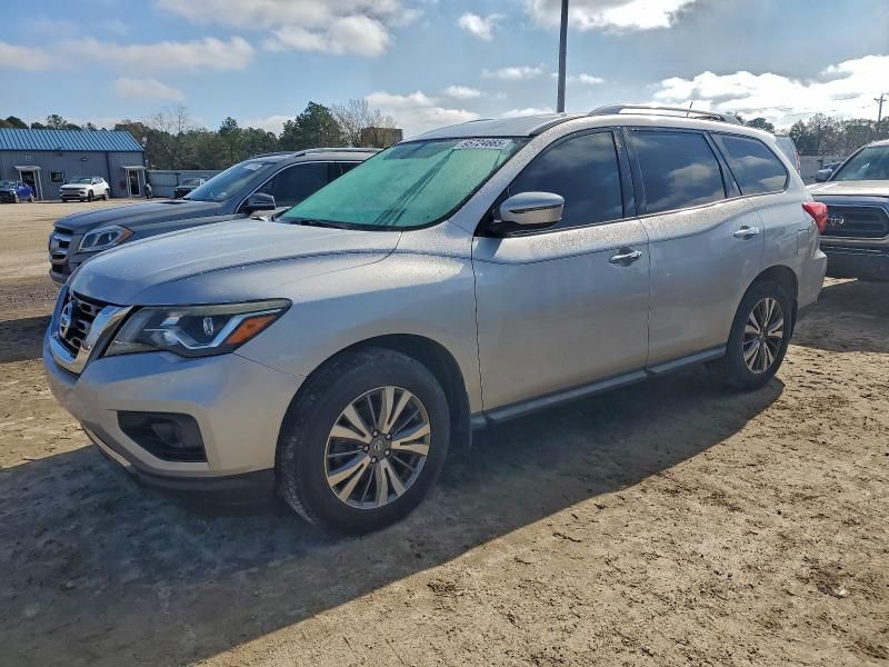 2017 Nissan Pathfinder s